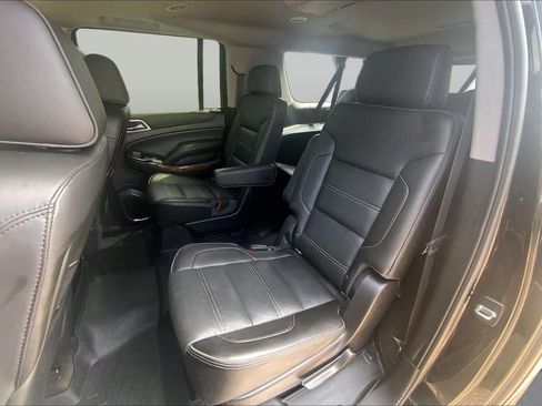 Used 2015 GMC Yukon XL Denali w/ Premium Package RWD image 21