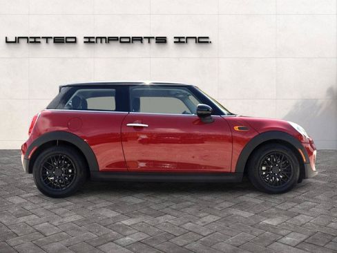 Used 2017 MINI Cooper 2-Door Hardtop FWD image 6