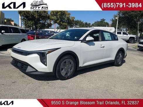 New 2026 Kia K4 FWD image 1