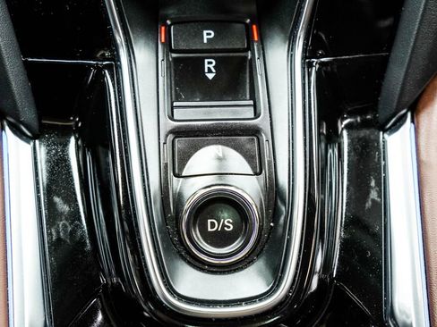 Used 2025 Acura RDX SH-AWD w/ Technology Package image 26