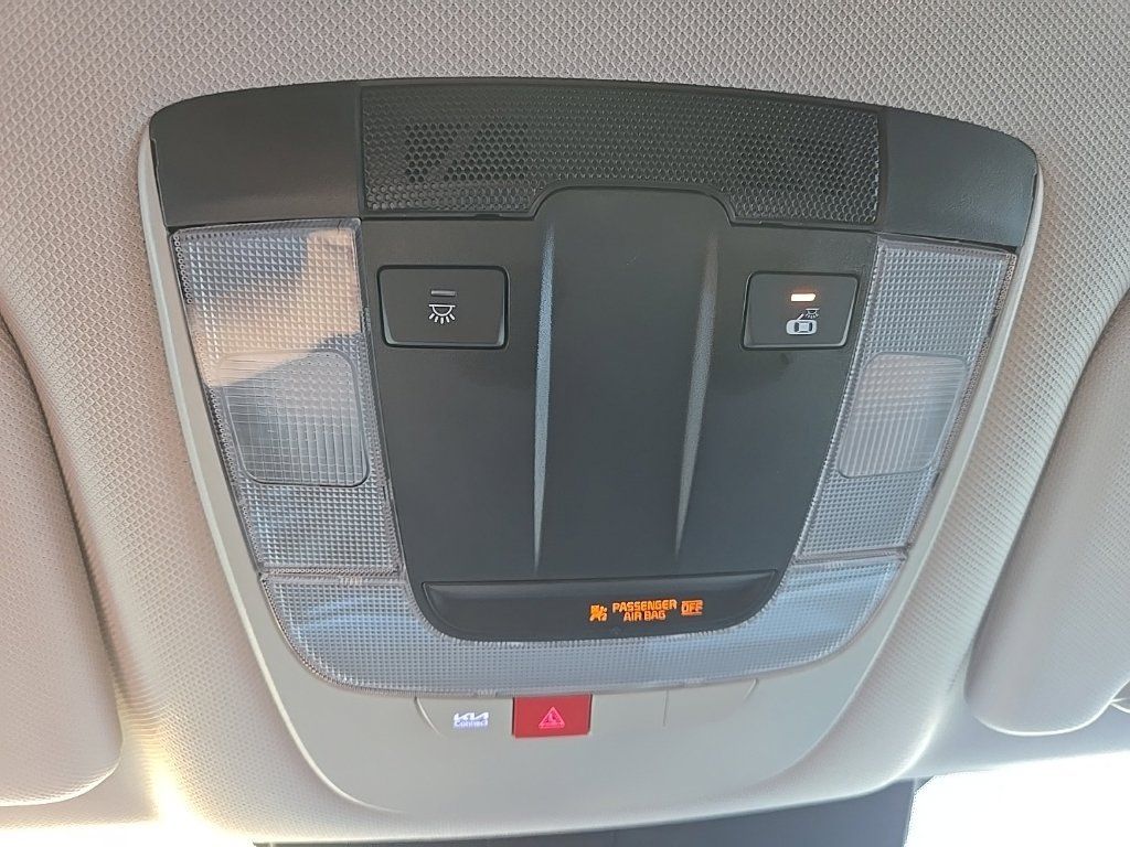 Certified 2024 Kia Sorento LX FWD image 28