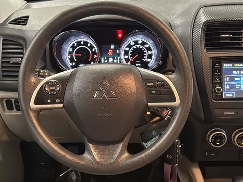 Used 2021 Mitsubishi Outlander Sport ES image 20