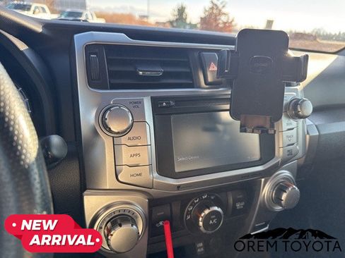 Used 2019 Toyota 4Runner SR5 Premium image 18