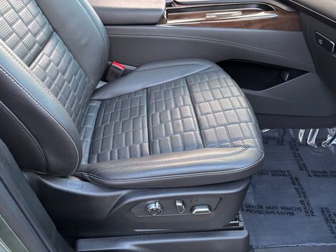 Used 2023 Cadillac Escalade Sport Platinum w/ LPO, ONYX Package image 37