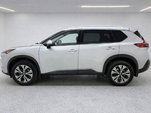Used 2021 Nissan Rogue SV w/ Premium Package AWD/4WD image 6
