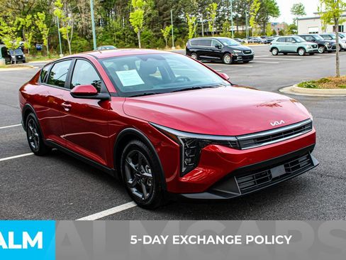Used 2025 Kia K4 LXS FWD image 4