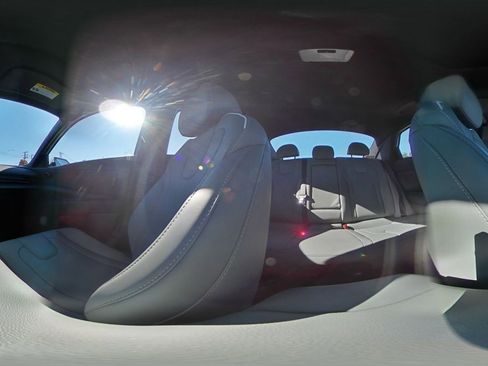 Used 2025 Hyundai Elantra Limited image 42