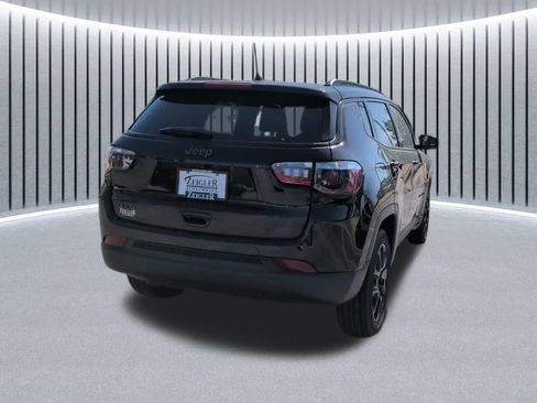 New 2026 Jeep Compass Latitude w/ Sun and Sound Group AWD/4WD image 7