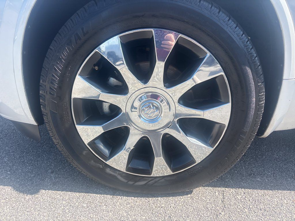 Used 2017 Buick Enclave Leather w/ Enclave Sport Touring Edition FWD image 33