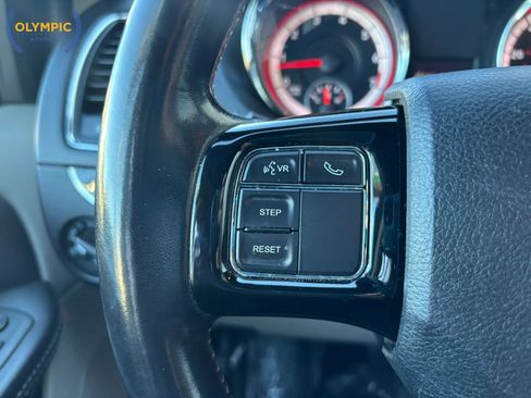 Used 2020 Dodge Grand Caravan SXT image 21