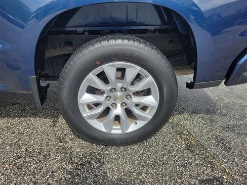 Used 2020 Chevrolet Silverado 1500 Custom w/ Custom Value Package image 8