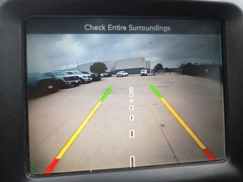 Used 2018 Jeep Cherokee Latitude Plus w/ Comfort/Convenience Group image 7