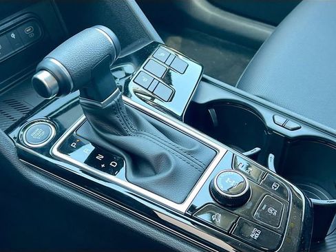 New 2024 Kia Sportage EX AWD/4WD image 17
