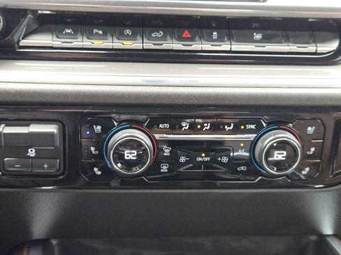 Used 2024 Chevrolet Silverado 1500 High Country w/ High Country Premium Package image 25