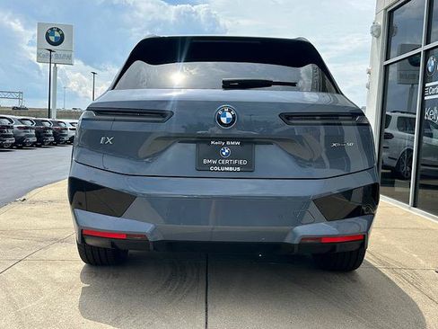 Certified 2023 BMW iX xDrive50 w/ Premium Package AWD/4WD image 7