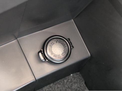 Used 2024 Subaru Forester Touring image 33