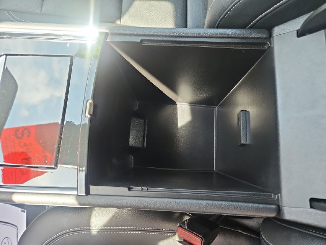 Used 2024 Chevrolet Traverse LT FWD image 26