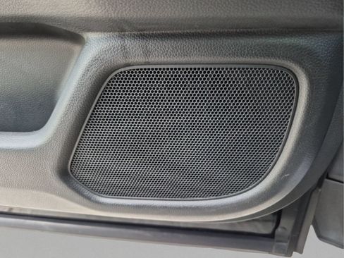 Used 2025 Honda Pilot TrailSport image 24