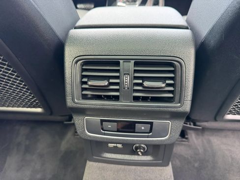 Used 2023 Audi Q5 2.0T Premium Plus w/ Premium Plus Package AWD/4WD image 27