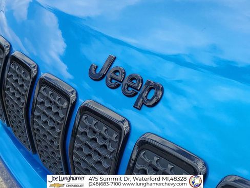 Used 2020 Jeep Cherokee Latitude Plus w/ Cold Weather Group AWD/4WD image 31