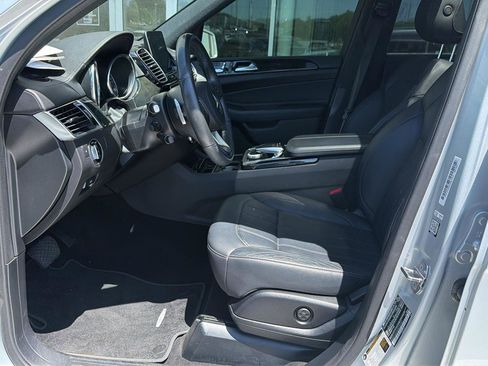 Used 2019 Mercedes-Benz GLS 450 4MATIC image 10