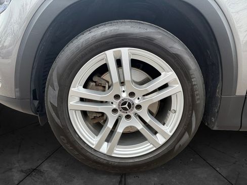 Used 2021 Mercedes-Benz GLB 250 4MATIC image 14