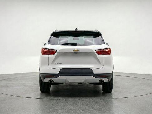 Used 2025 Chevrolet Blazer LT FWD image 7