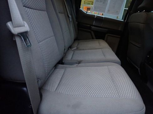 Used 2017 Ford F250 XLT w/ XLT Premium Package image 19