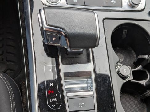 Used 2021 Audi Q8 Premium Plus w/ Premium Plus Package image 26