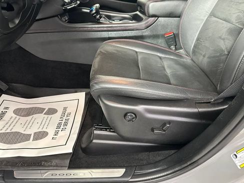 Used 2022 Dodge Durango R/T w/ Blacktop Package AWD/4WD image 4