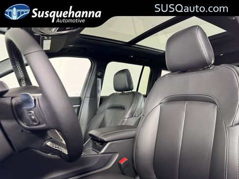 New 2025 Jeep Grand Cherokee Limited image 6