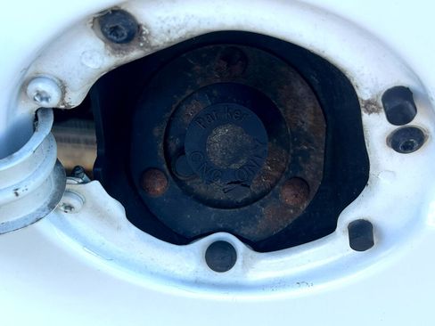 Used 2012 Chevrolet Express 2500 w/ Cold Climate Package image 11