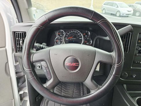 Used 2021 GMC Savana 2500 w/ Driver Convenience Package image 19