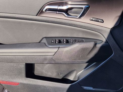 New 2026 Kia Sportage SX image 19