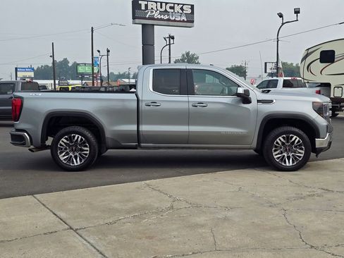 Used 2023 GMC Sierra 1500 SLE image 6