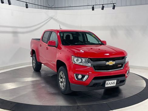 Used 2018 Chevrolet Colorado Z71 AWD/4WD image 40