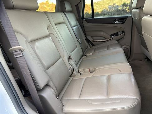 Used 2020 GMC Yukon SLT w/ Open Road Package image 16