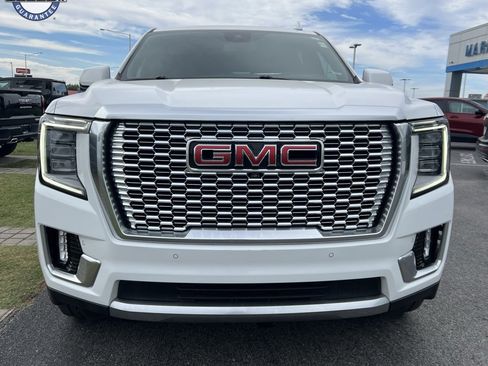 Used 2023 GMC Yukon Denali image 3