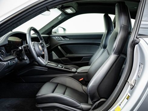 Certified 2025 Porsche 911 Carrera 4 GTS image 5