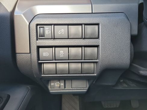 Used 2024 Toyota Tacoma SR5 AWD/4WD image 26