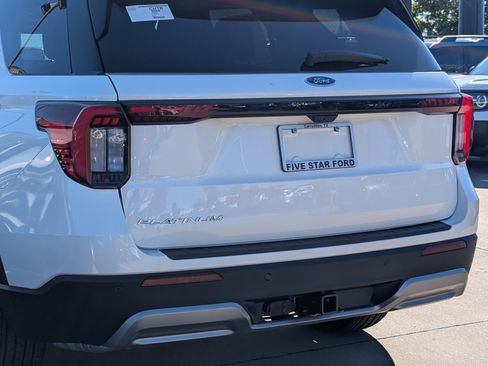 New 2026 Ford Explorer Platinum image 6
