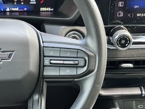 Used 2024 Chevrolet Colorado Trail Boss w/ Technology Package AWD/4WD image 21