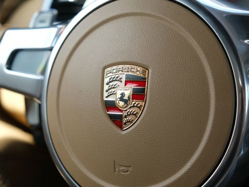 Used 2014 Porsche Boxster S image 41