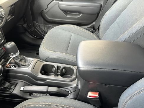 New 2025 Jeep Gladiator Sport AWD/4WD image 31