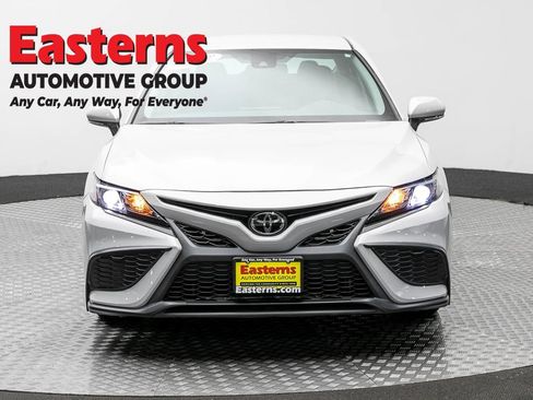 Used 2024 Toyota Camry SE w/ Cold Weather Package FWD image 2