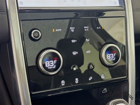 Used 2023 Land Rover Discovery Sport S image 20