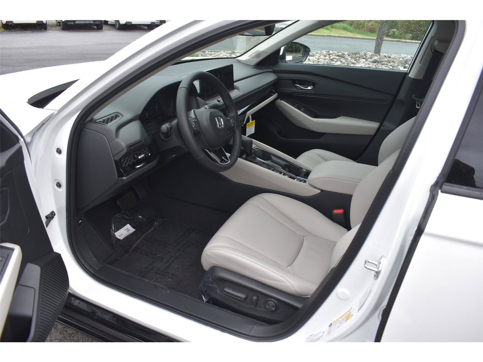 New 2026 Honda Accord Hybrid EX-L image 27