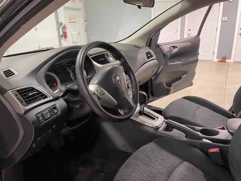 Used 2014 Nissan Sentra SV image 9