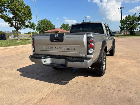 Used 2003 Nissan Frontier XE w/ XE Pwr Pkg image 24