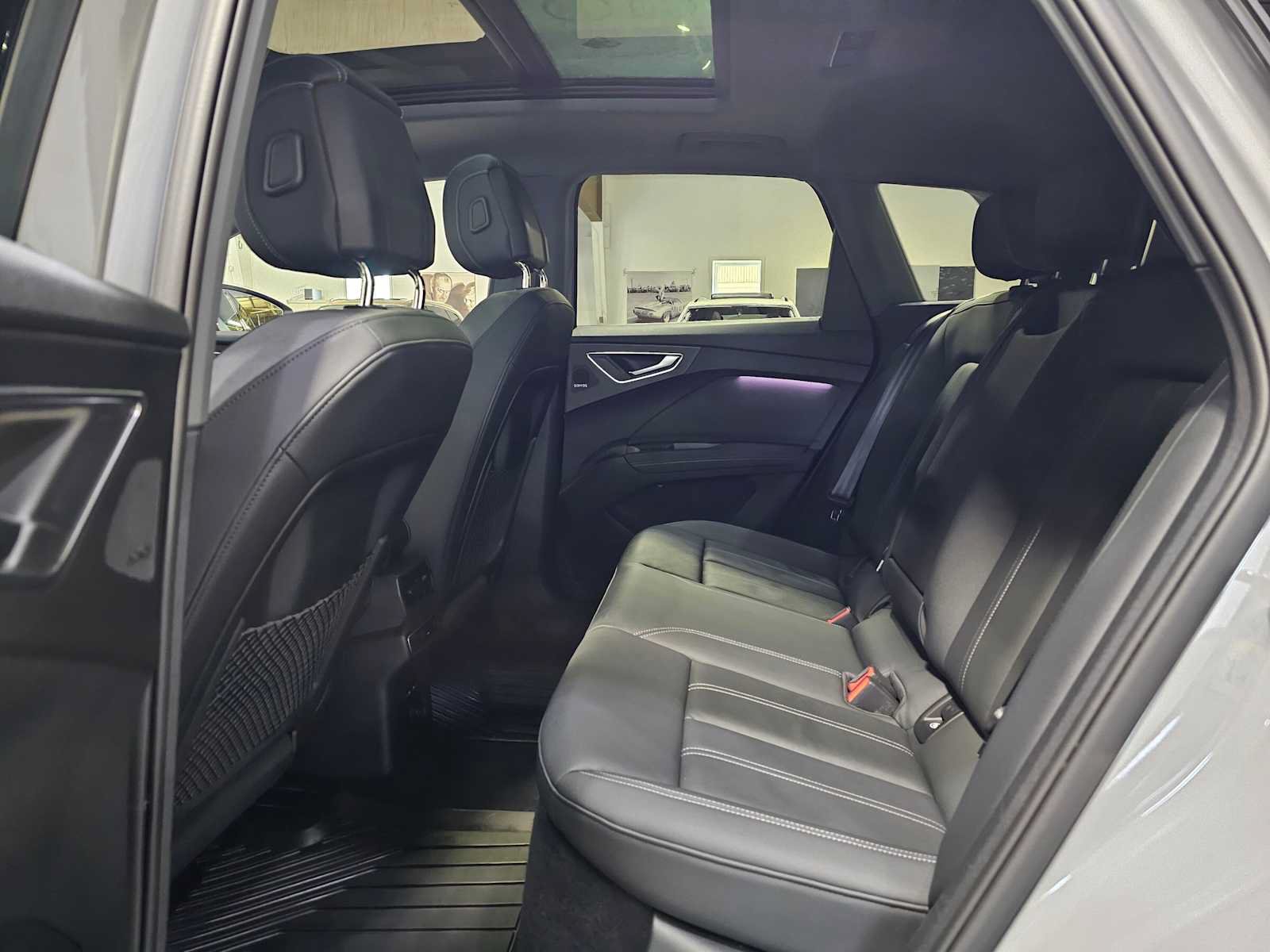 Used 2023 Audi Q4 e-tron Premium Plus w/ Premium Plus AWD/4WD image 18